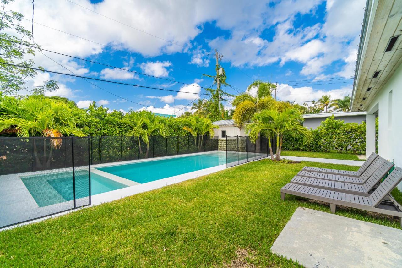 Апартаменты Luxury House 4 Beds Heated Pool W Jaccuzzi North Bay Village Экстерьер фото