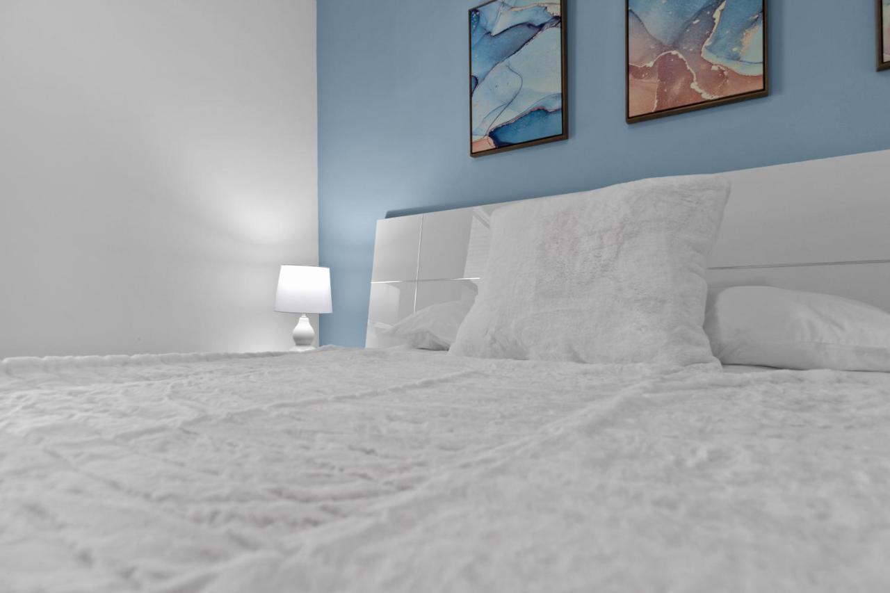 Апартаменты Luxury House 4 Beds Heated Pool W Jaccuzzi North Bay Village Экстерьер фото
