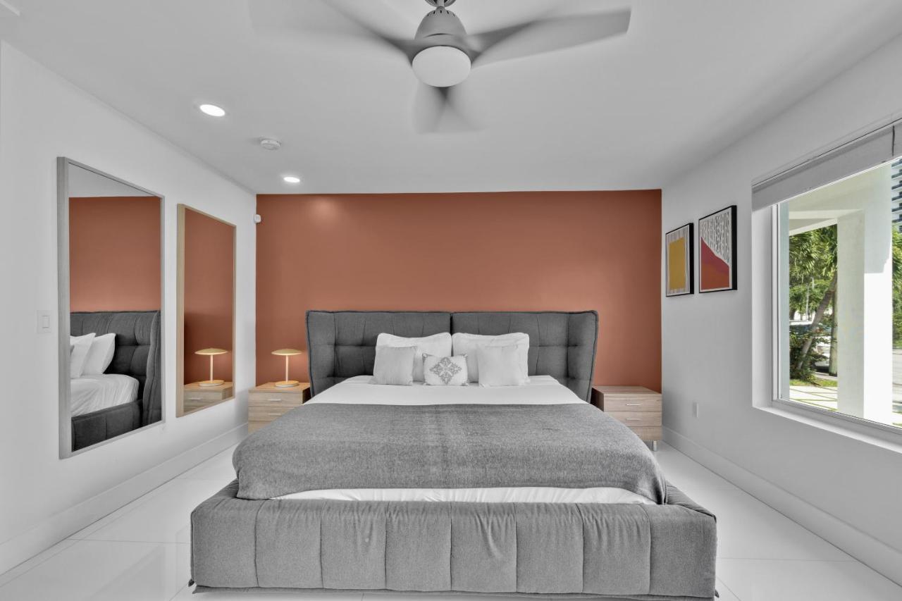 Апартаменты Luxury House 4 Beds Heated Pool W Jaccuzzi North Bay Village Экстерьер фото